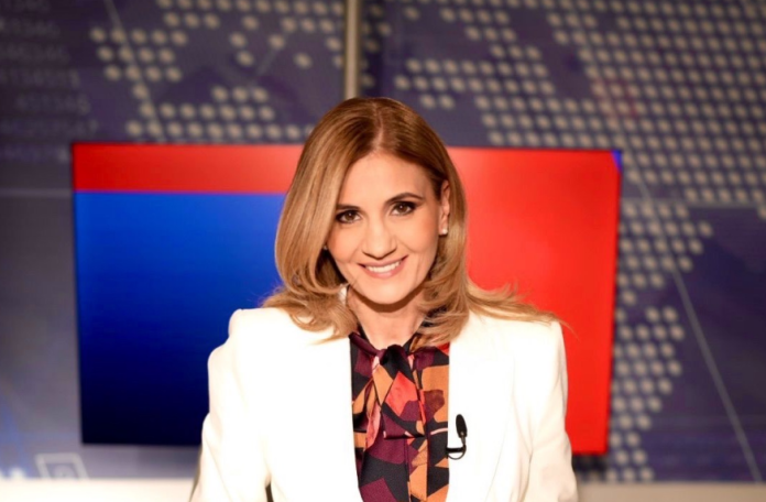 Anca Alexandrescu își declară intenția de a candida la Primăria Capitalei: Nu merg să primesc ordine, ci pentru a pune ordine. Anca Alexandrescu își declară intenția de a candida la Primăria Capitalei: Nu merg să primesc ordine, ci pentru a pune ordine.