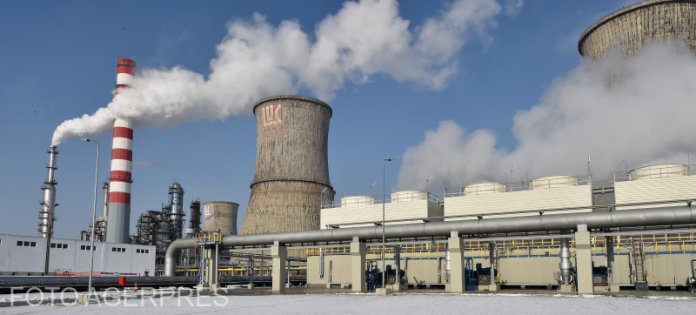 Ministrul Economiei cere Energiei și Finanțelor „clarificări” în privința Lukoil / „Nu putem pretinde că ne opunem acțiunilor din Rusia, furnizându-le combustibil pe alte rute”