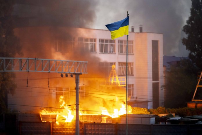 „Nu e gata”: Trump îl acuză pe Zelenski după trei zile de discuții intense despre planul de pace pentru Ucraina