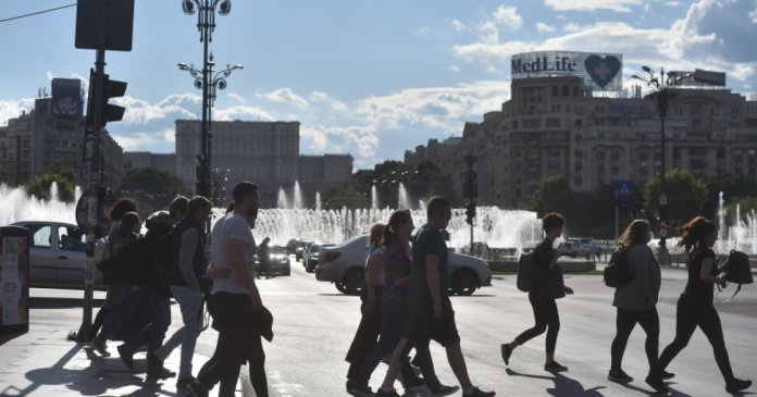 Cum ar vota cetățenii români la alegerile parlamentare dacă acestea ar avea loc duminica aceasta. Preferințele electorale în frunte (sondaj)