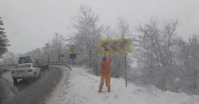 Meteorologii anunță precipitații sub formă de ninsoare, valori termice reduse și rafale de vânt puternice: „Percepția de răcoare va fi considerabil amplificată”