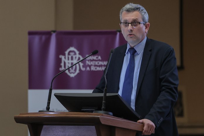 România a ales să crească cu orice preț. Factura se apropie, atrage atenția economistul șef al BNR.