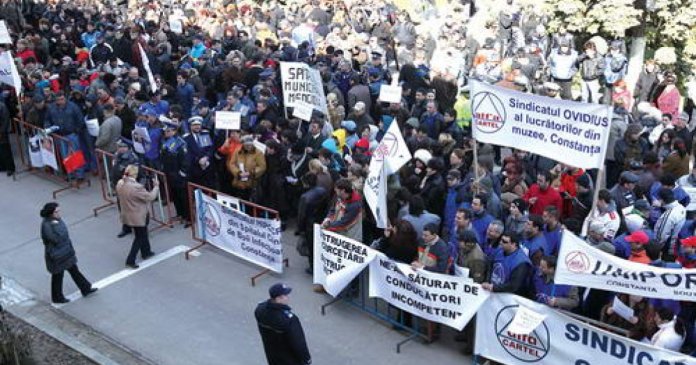 Sindicatele contestă cu fermitate hotărârea Guvernului de a întrerupe plata primei zile de concediu medical: O limitare a dreptului la protecție socială