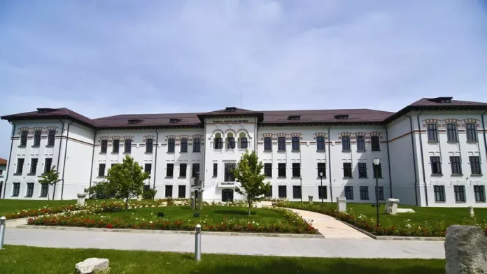 Furtul a 552 de bunuri de patrimoniu din aur și argint de la muzeul din Drobeta Turnu Severin