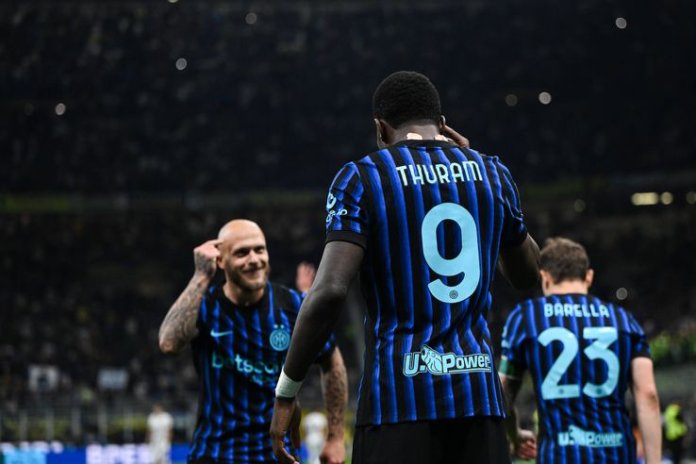 Inter a „demolat-o” pe Cagliari: Șampania pregătită pentru Cristi Chivu, tot mai aproape de câștigarea titlului în Serie A