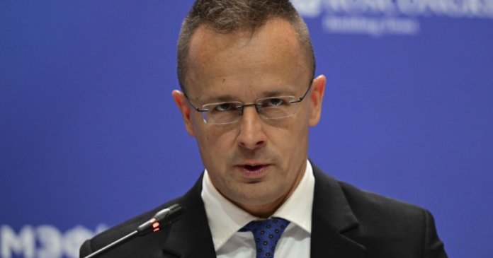 Ministrul de externe al Ungariei, Peter Szijjarto, învinuit de ștergerea documentelor: afirmațiile noului conducător de la...