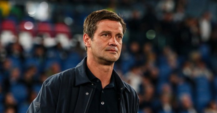Inter a obținut trofeul în Serie A. Cristi Chivu devine primul tehnician român care reușește această...