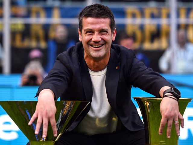 Cristi Chivu a semnat prelungirea cu Inter: 