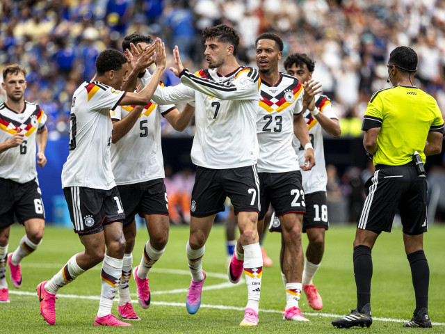Germania - Curacao 7-1. Nemții au distrus echipa lui Advocaat și au impresionat la începutul în Mondiale.