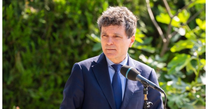 Nicușor Dan a invitat la Cotroceni liderii PSD, PNL, USR și UDMR. Grindeanu și Mureșan, cei doi...