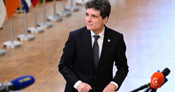 Nicușor Dan la Summitul Flancului Estic din Polonia: Consolidarea abilităților de apărare...