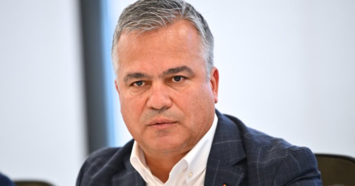 Surse: Lista miniștrilor din cabinetul Veștea va fi prezentată în această seară la Parlament. Cine ar putea...