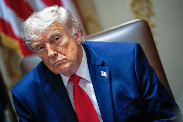 Trump a abandonat un interviu la NBC News, supărat din cauza întrebărilor