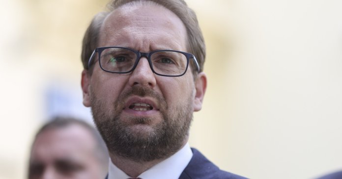 Dominic Fritz: „Mandatul meu de edil se va finaliza în 30 de zile”. Cine va lua conducerea primăriei...